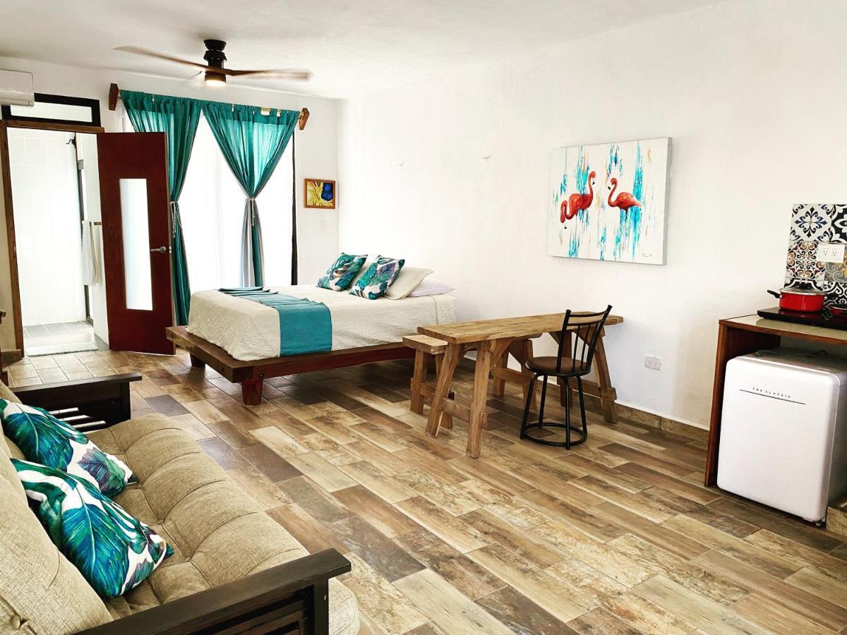 Ah Muzenkab Hotel El Cuyo Ngoại thất bức ảnh