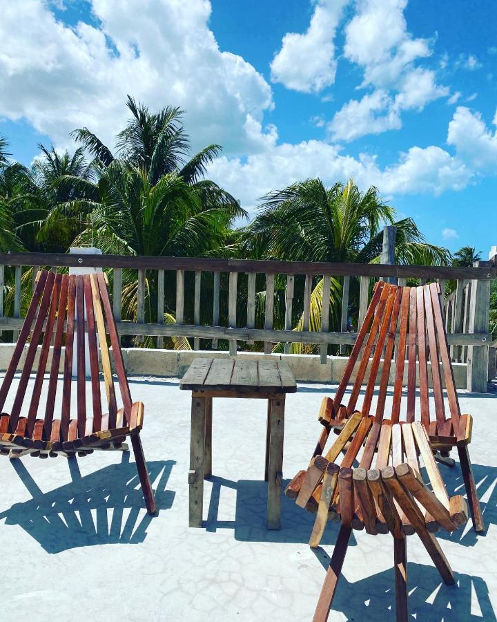 Ah Muzenkab Hotel El Cuyo Ngoại thất bức ảnh