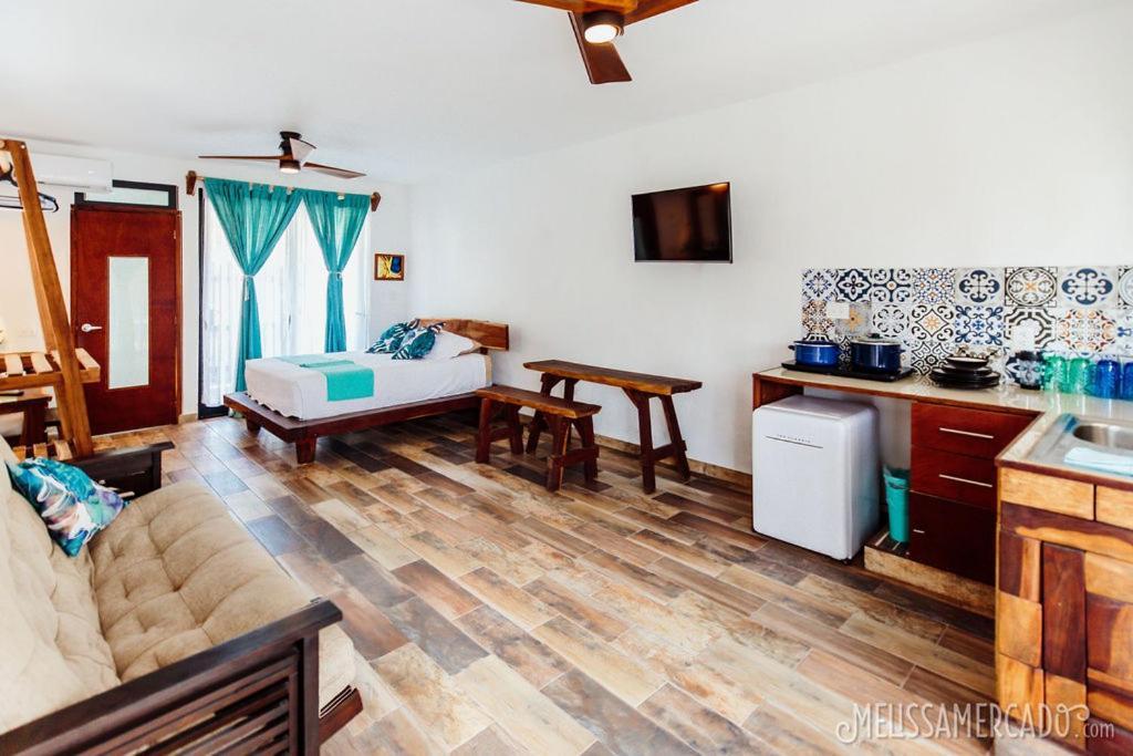 Ah Muzenkab Hotel El Cuyo Ngoại thất bức ảnh