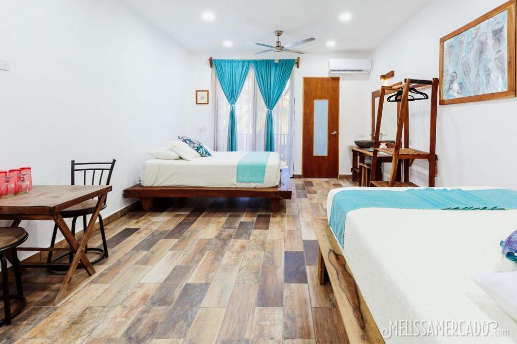 Ah Muzenkab Hotel El Cuyo Ngoại thất bức ảnh